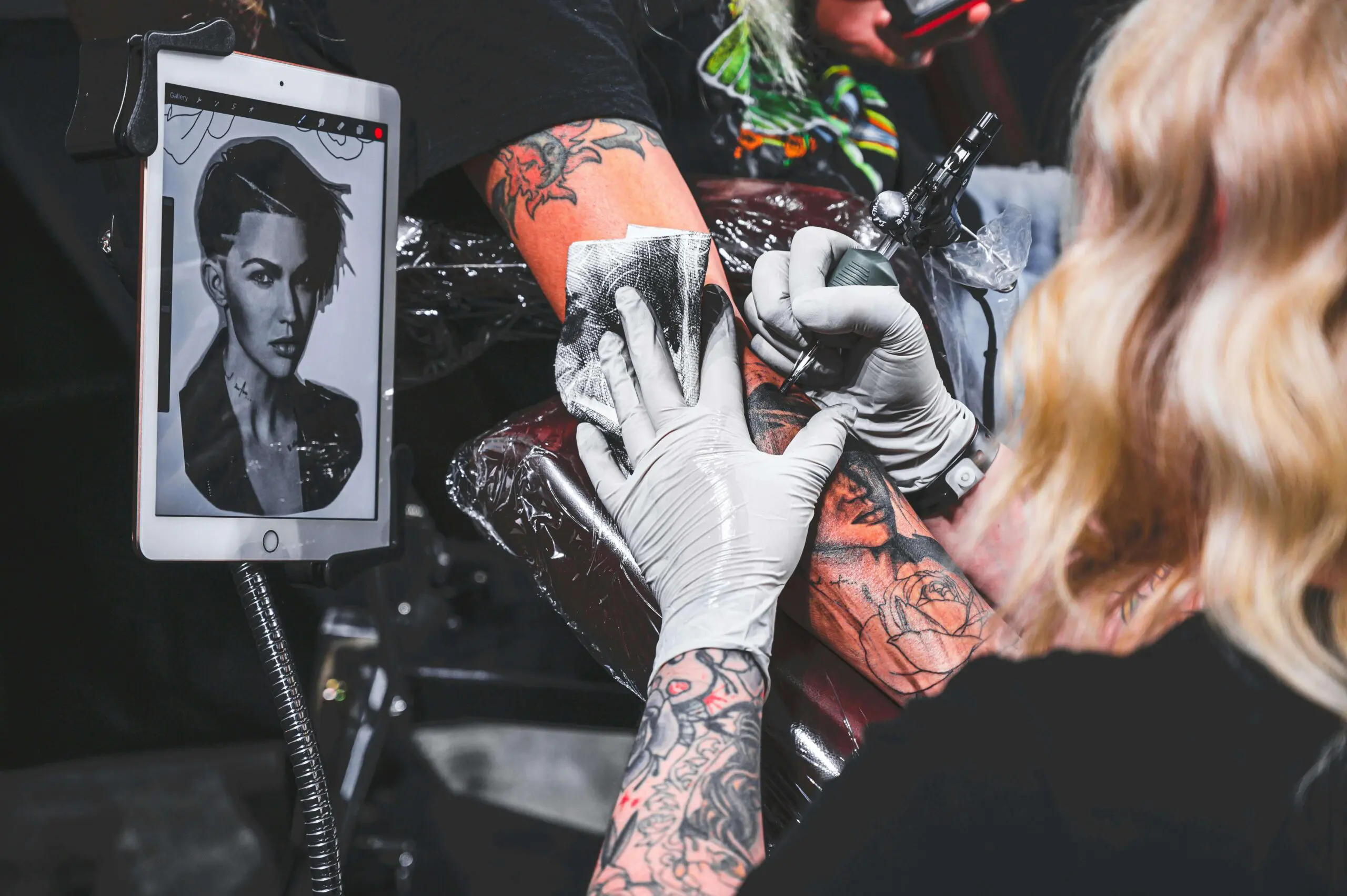 Tattoo & Piercing Shop || אבירמוס אומן קעקועים